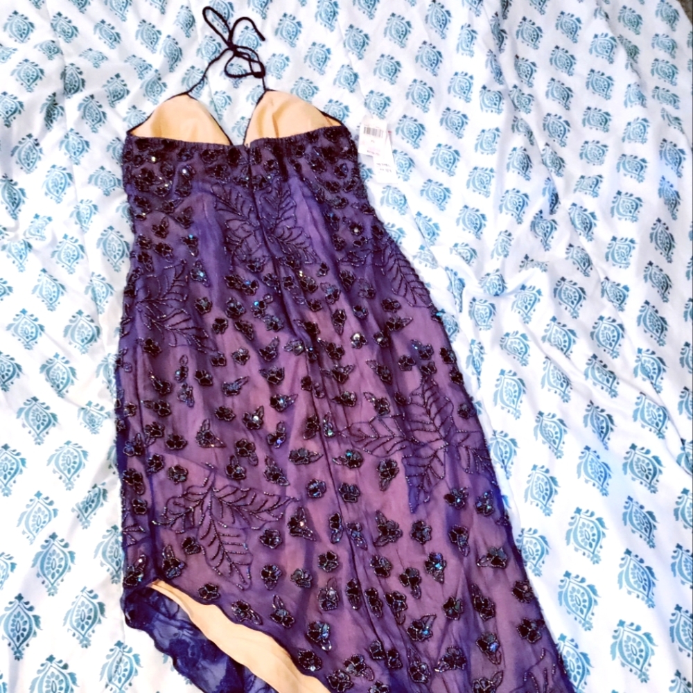 Dress - Picture 2 of 11